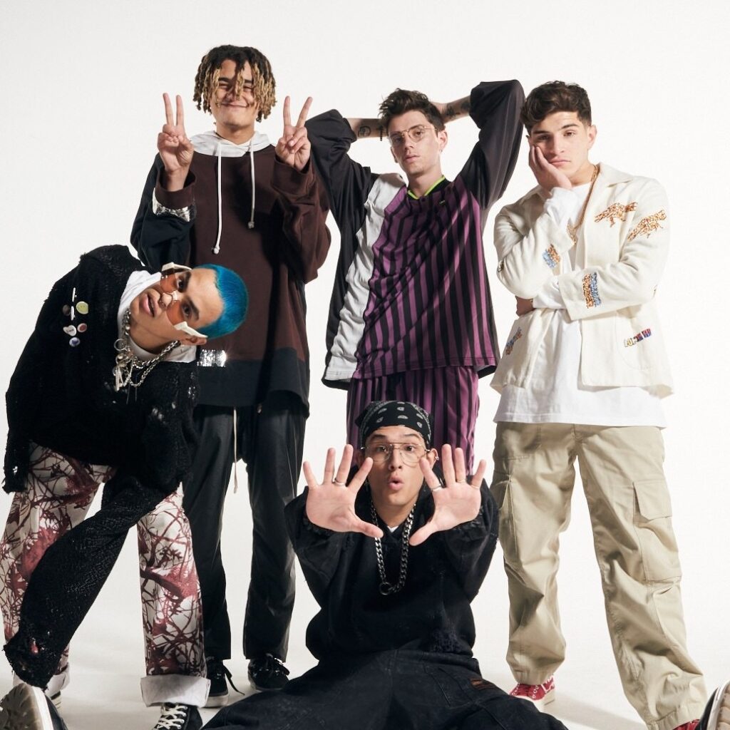 PRETTYMUCH Smackables