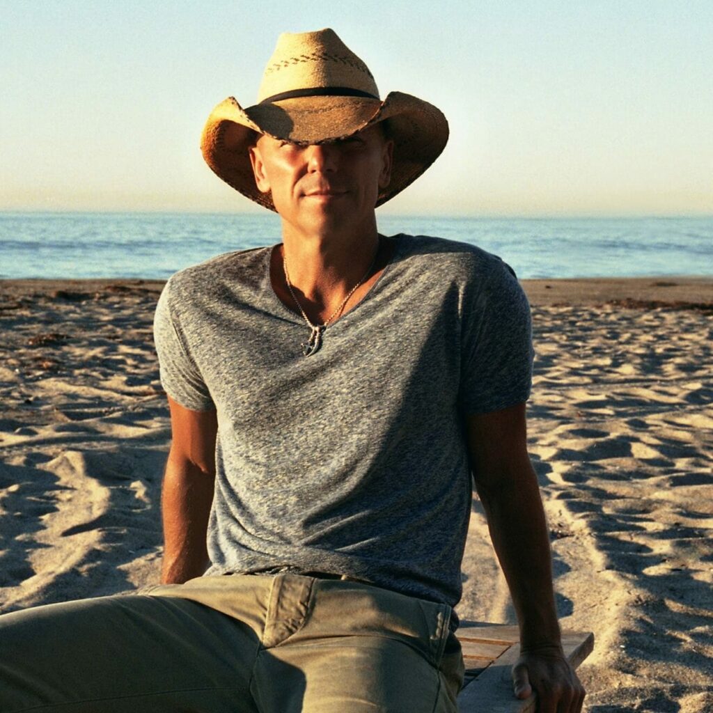 Kenny Chesney sells music catalog