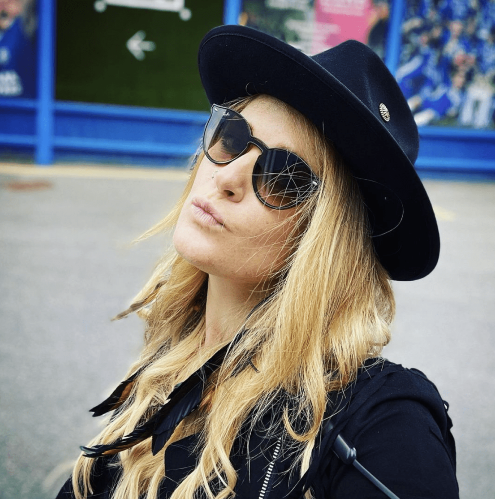 Elles Bailey's Long Anticipated Shining In The Half Light