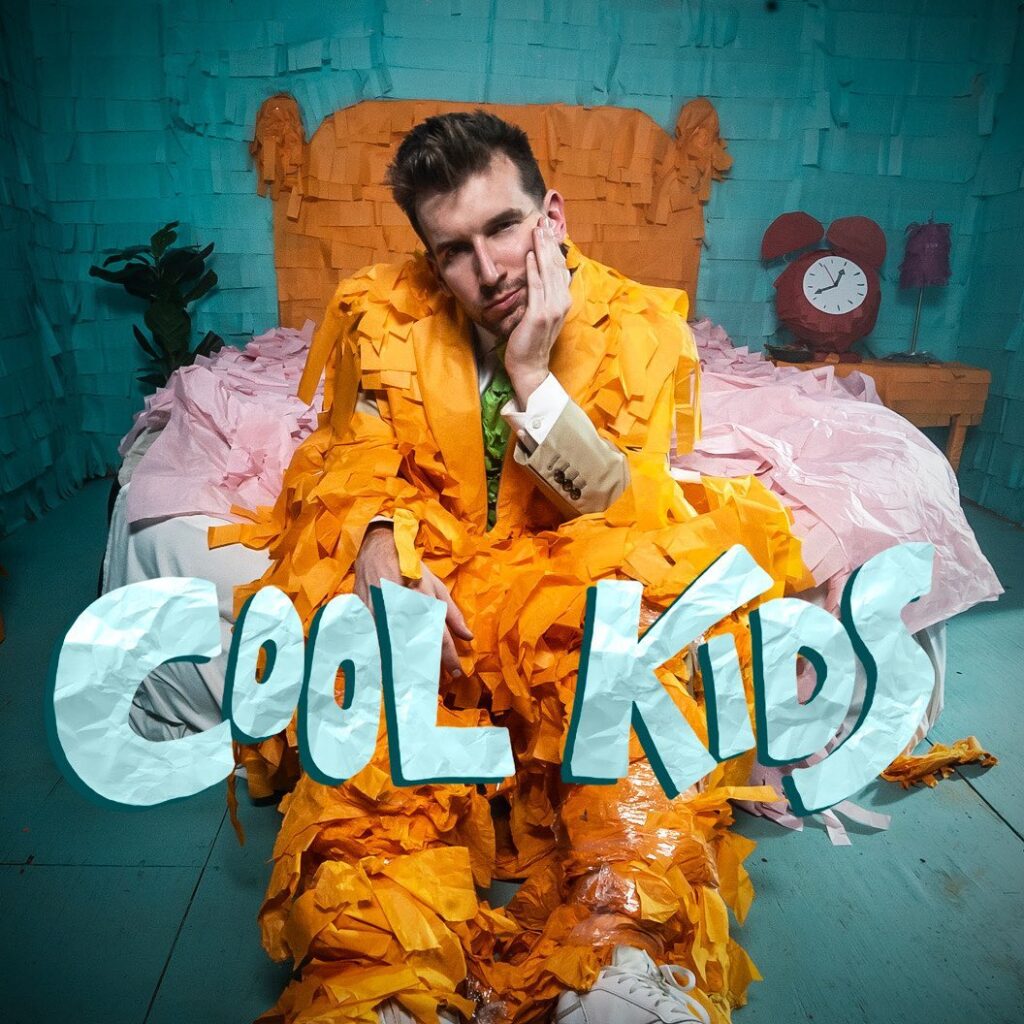 Max Frost Drops New Single "Cool Kids"