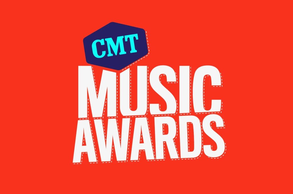 Anthony Mackie & Kelsea Ballerini Hosting CMT Awards
