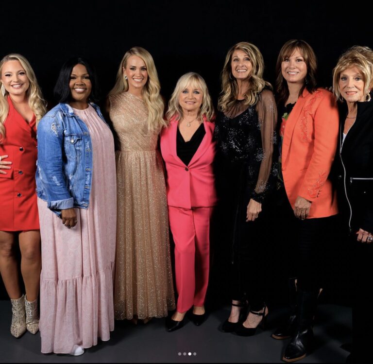 carrie underwood hosts tribute to Barbara Mandrell
