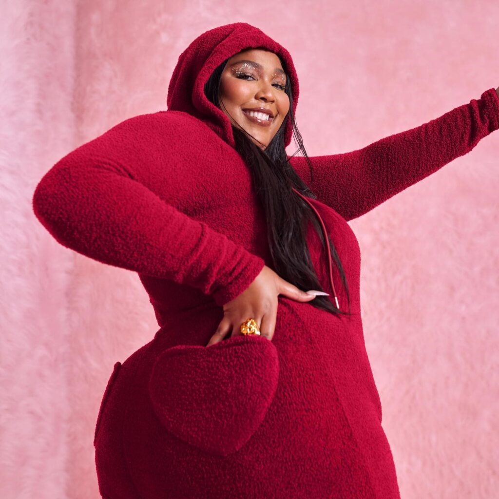 Amazon Music Announces Exclusive Holiday Songs From Lizzo, Kane Brown & More