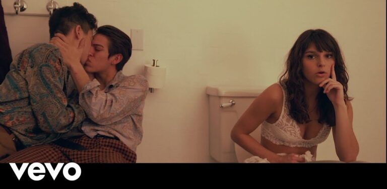 Say hello to the next band you're going to have on rotation for a while: The Greeting Committee! Will it be up your alley? Let's find out!