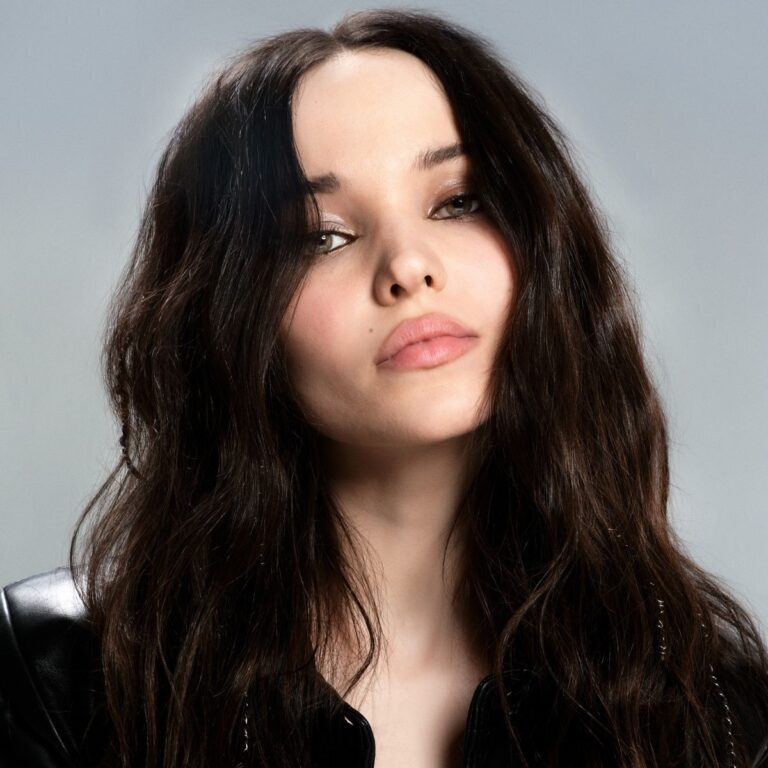 Dove Cameron girl like me