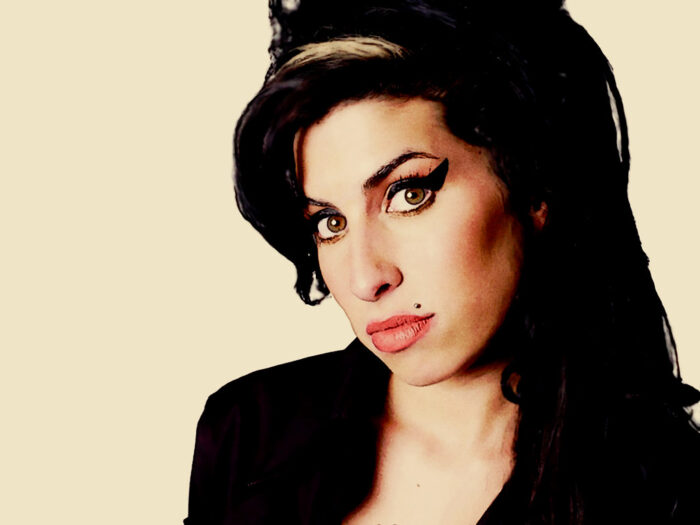 Amy Winehouse Book Reveals New Photos and Notes • Music Daily