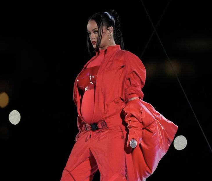 Rihanna makes a career comeback headlining the Super Bowl LVII halftime show, dubbed the "Fenty Bowl," and announces her second pregnancy. The singer is the second artist in Super Bowl history to lead the entire halftime performance without any feature artists to collaborate. Well, do we count Fenty Beauty's Invisamatte Blotting Powder compact?