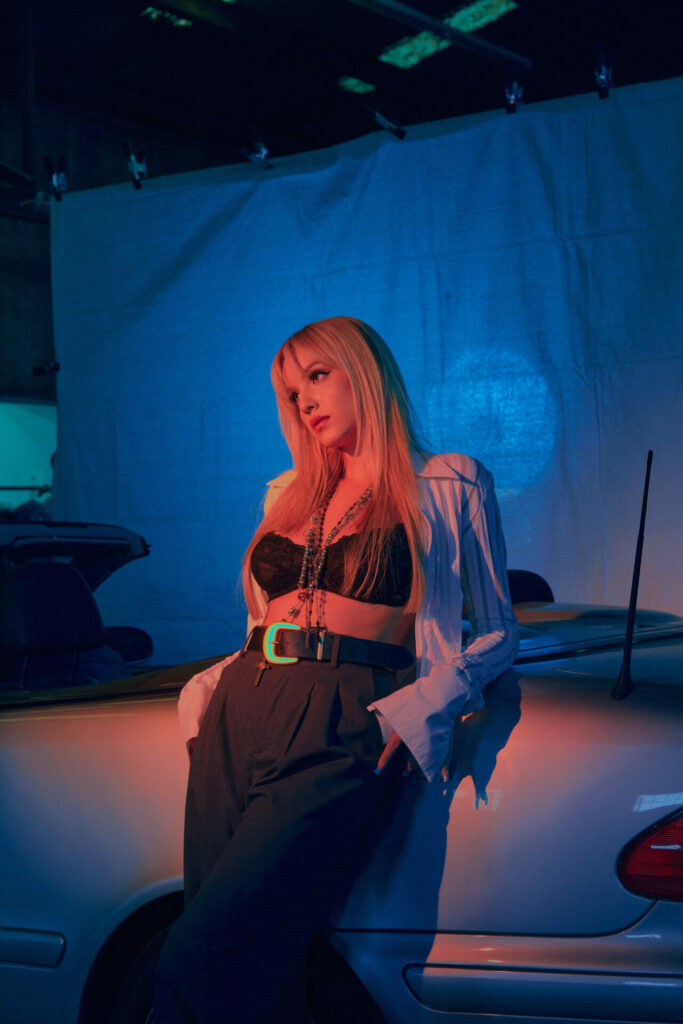 Last week, I had the pleasure of sitting down with dark pop artist XYLØ to discuss her new single "Super Sex Mona Lisa" and her sophomore album. 