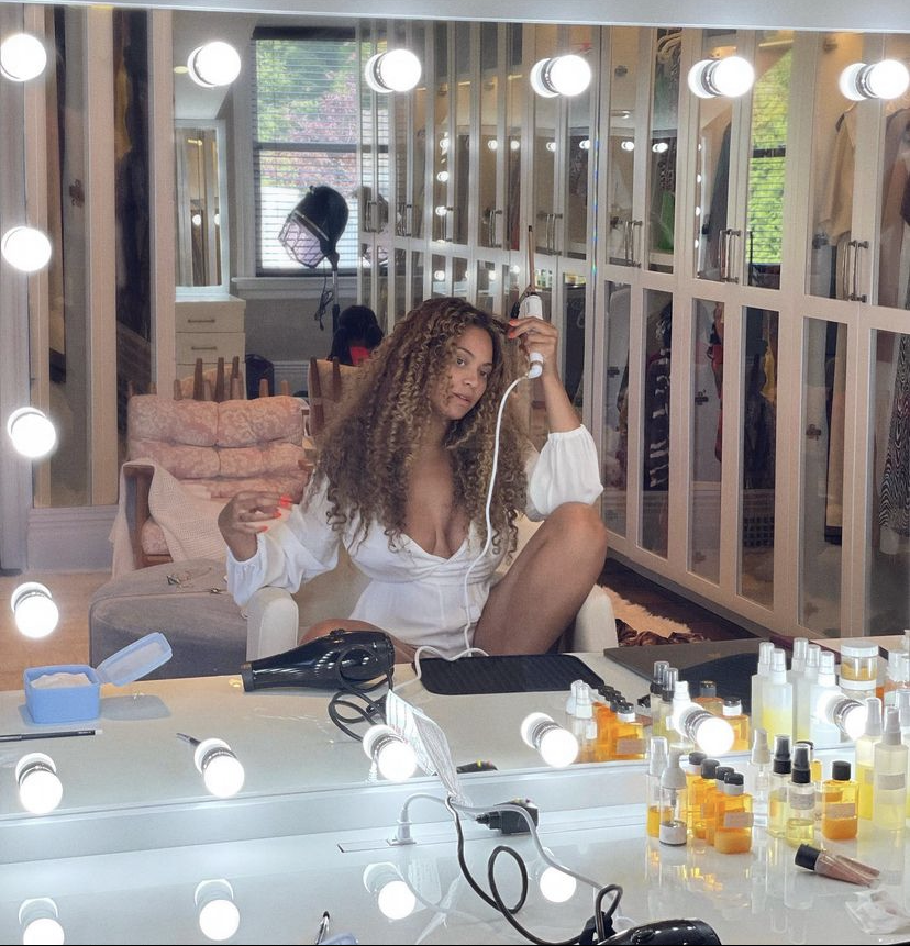 In the midst of her Renaissance world tour, Beyoncé pens a heartfelt letter, hinting at a new hair care-based venture, in honor of her mother.
