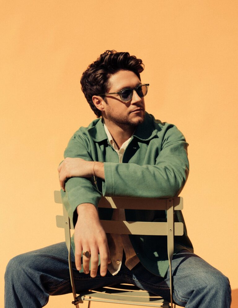 Niall in photoshoot for single "Meltdown", April 28th 2023.