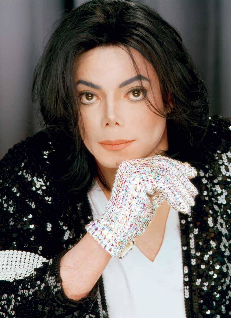 The Michael Jackson Blue Sapphire Celebration Immersive Event brings all the King of Pop's professional victories to life.