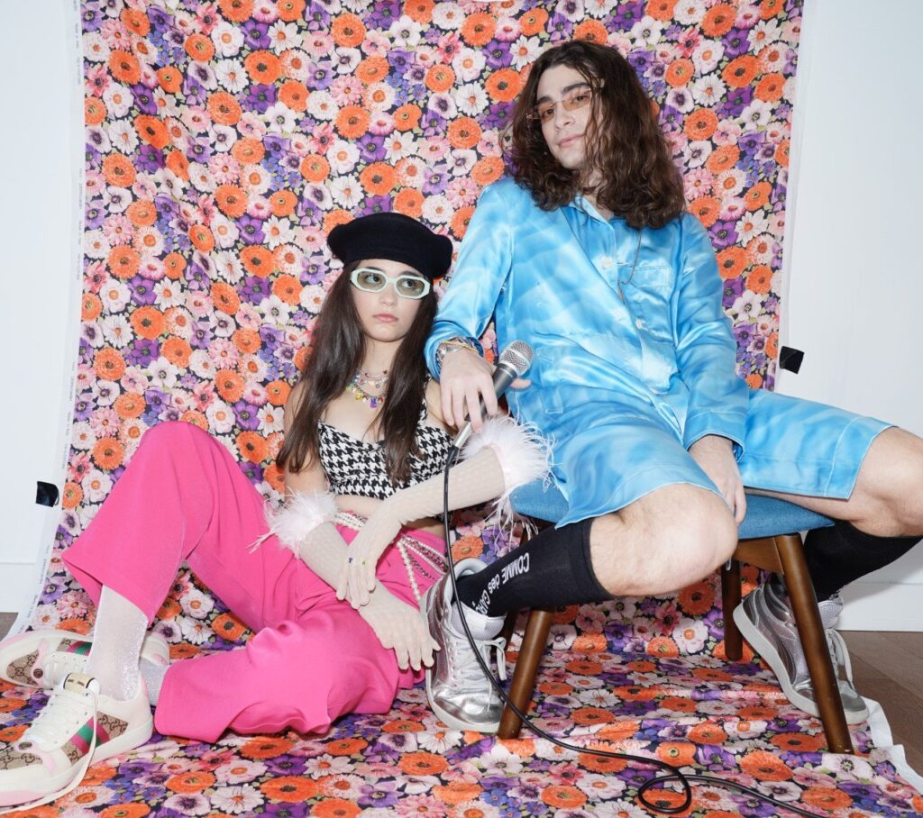 I've been on a Muo Duo love train for a hot minute now. It's not hard after reviewing September's new five-track project, Afterpop (via Muo Duo Records.) And the New York-based brother-sister duo Miles and Winter are an unexpectedly stellar pair for music-making.
