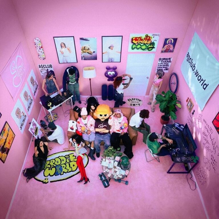 AG Club 'BRODIE WORLD' album cover